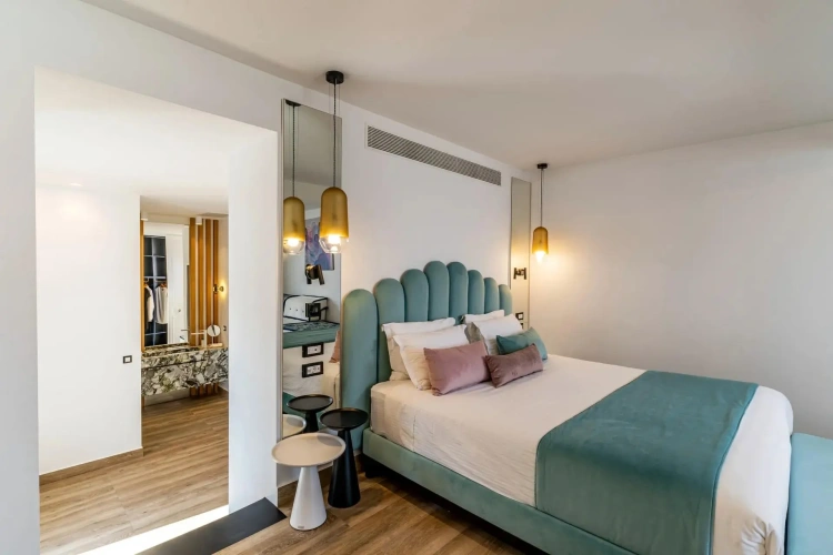 Deluxe Double Suite with Sea View