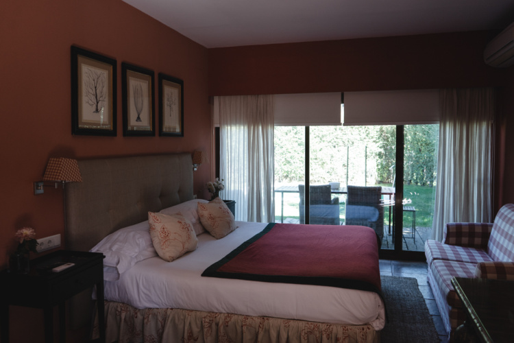 Glycinia Suite