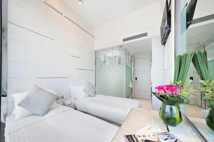 IPlus Twin room