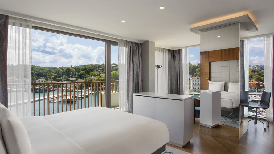 Panoramic Double Suite with Bosphorus view