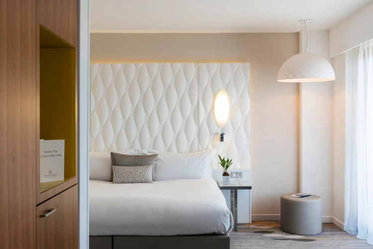 1 Bedroom Double Suite with garden view