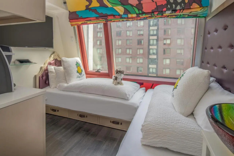 Staypineapple New York, An Artful Hotel photo 8