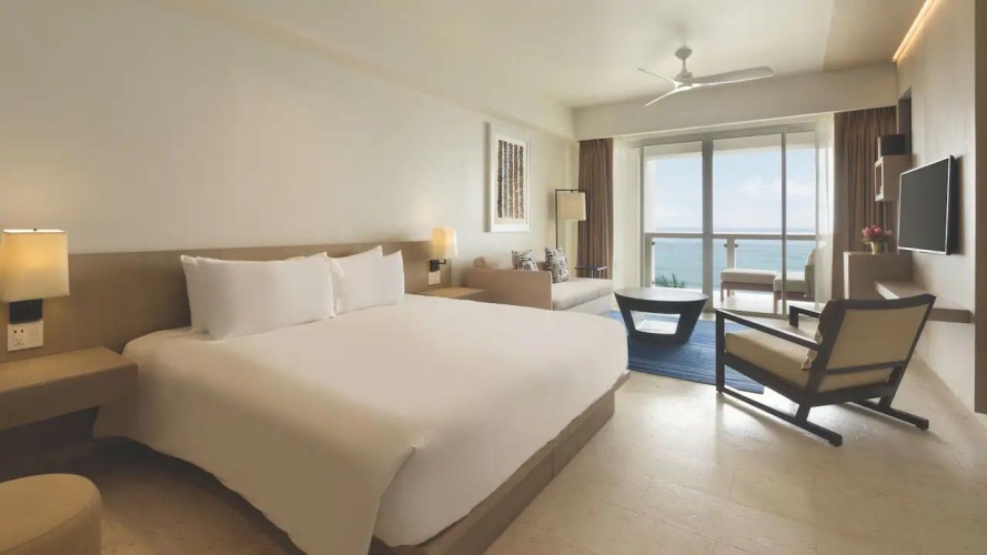 Double Junior Suite with ocean view