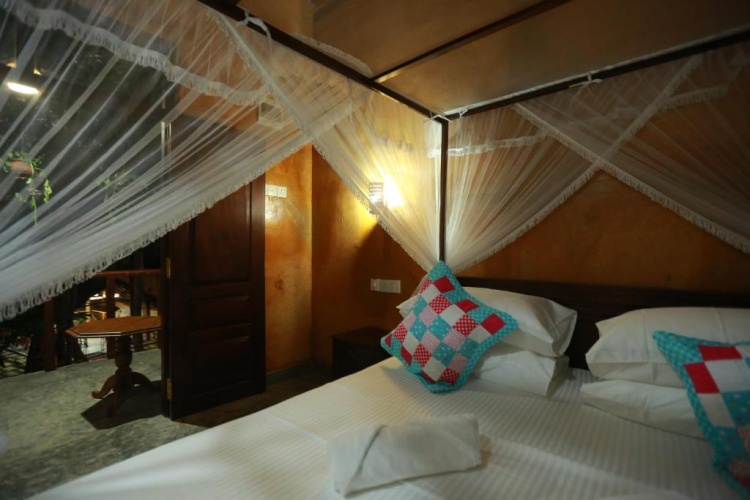 Zoe Double Suite