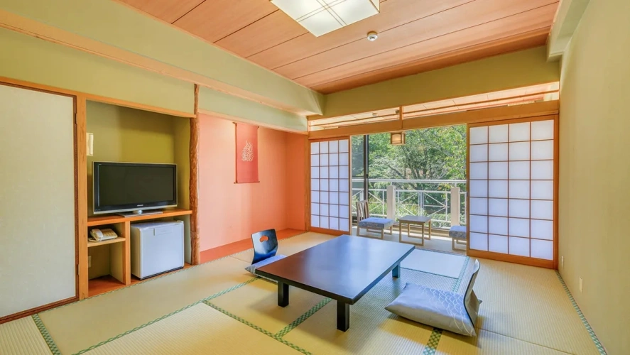Japanese-Style Room