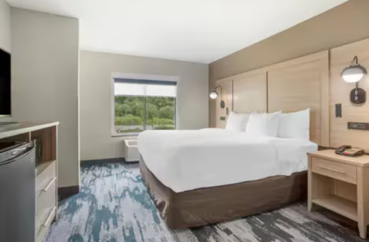 Double Suite