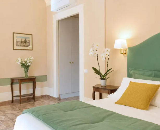 Deluxe Double room with balcony