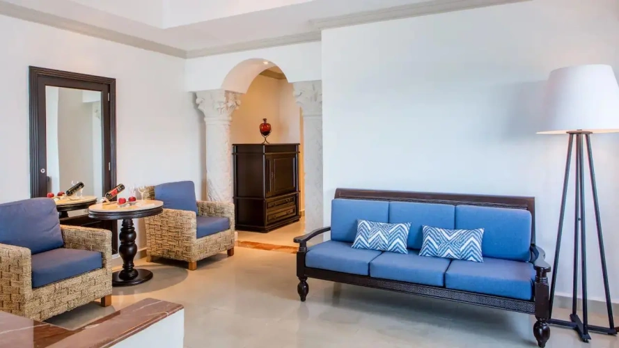Swim Up Double Suite with ocean view