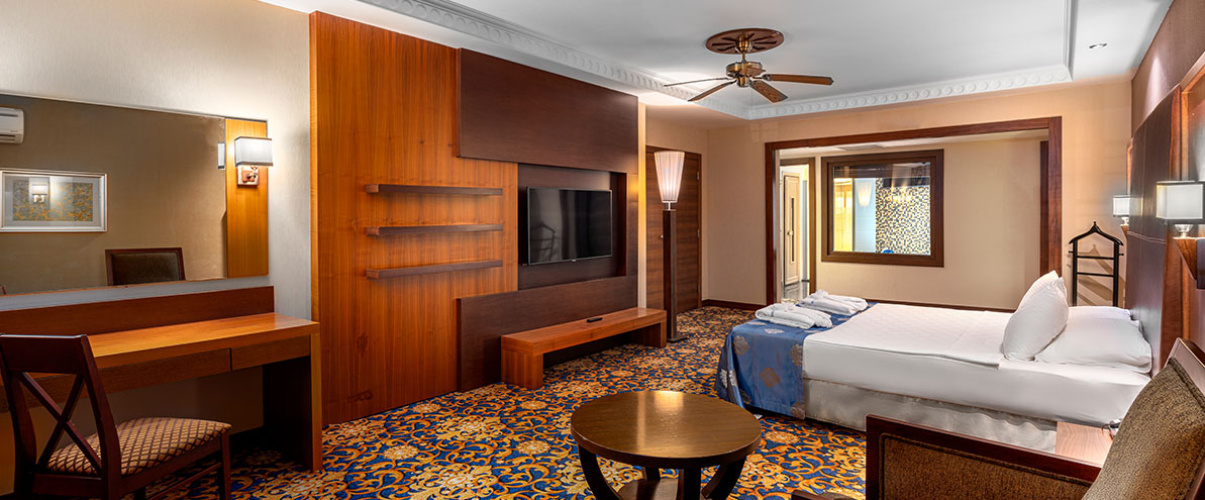 2 Bedrooms Grand Quadruple Suite