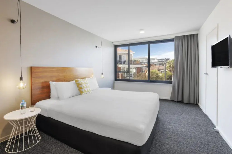 Cosmopolitan Hotel and Apartments