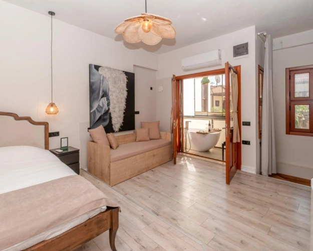 Deluxe Kuvetli Double Suite