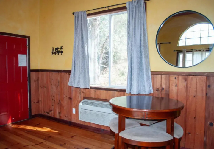 Sequoia Riverfront Cabins