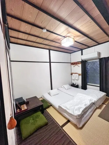 Japanese-Style room with balcony