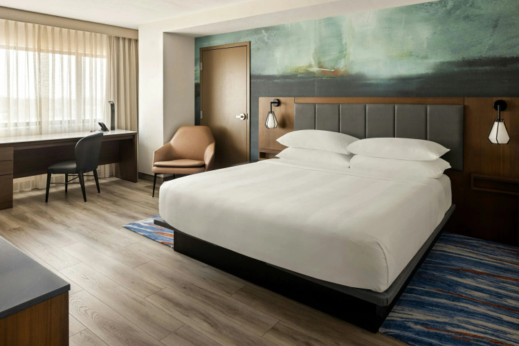 Oshkosh Marriott Waterfront Hotel & Convention Center