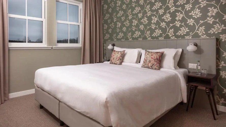 2 Bedrooms Cottage