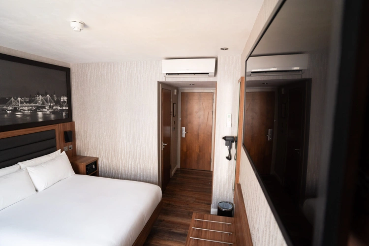 Classic Triple room