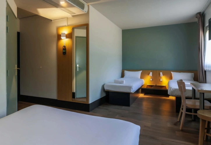 Quadruple room