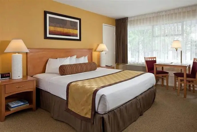 Sixth Avenue Inn