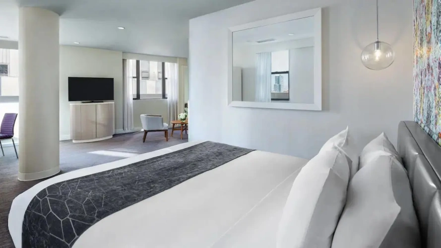 Double Studio Suite Gold