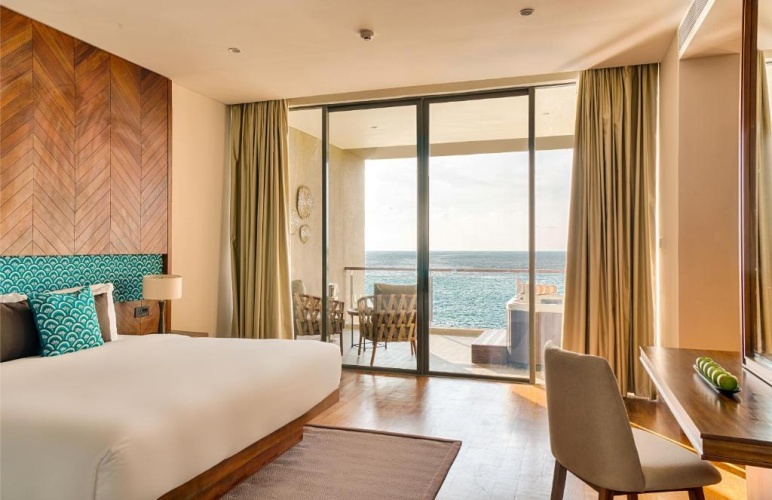 Jacuzzi Double Suite