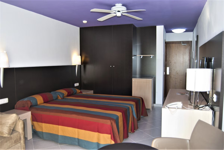 SBH Monica Beach Resort photo 6