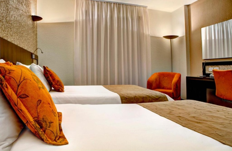 Luxury Twin room