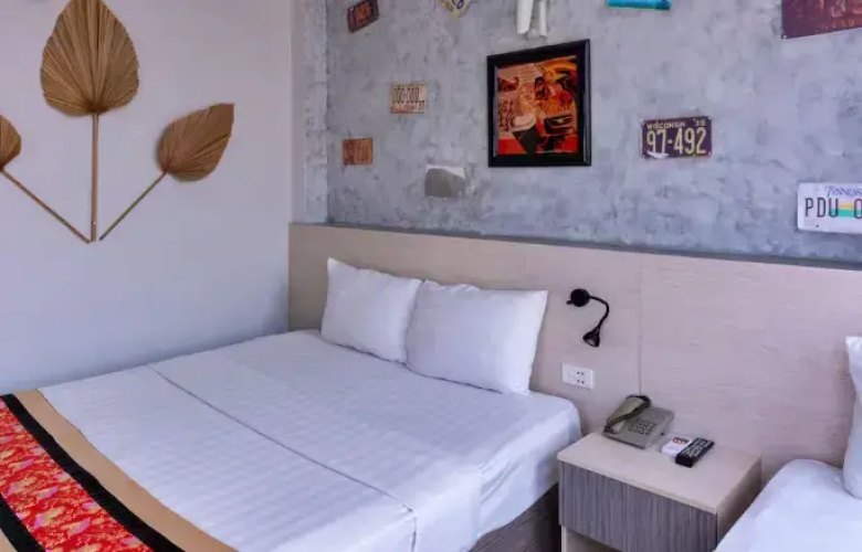 Family Triple room with city view