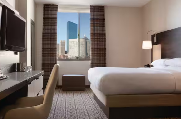 Double room with city view