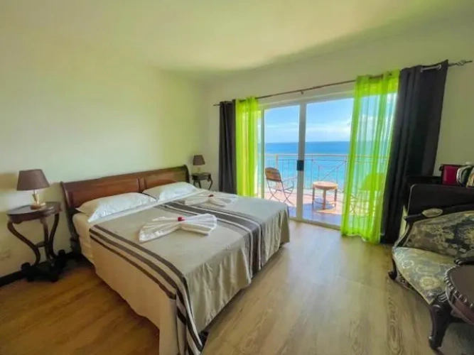 Standard Double room with balcony and with sea view