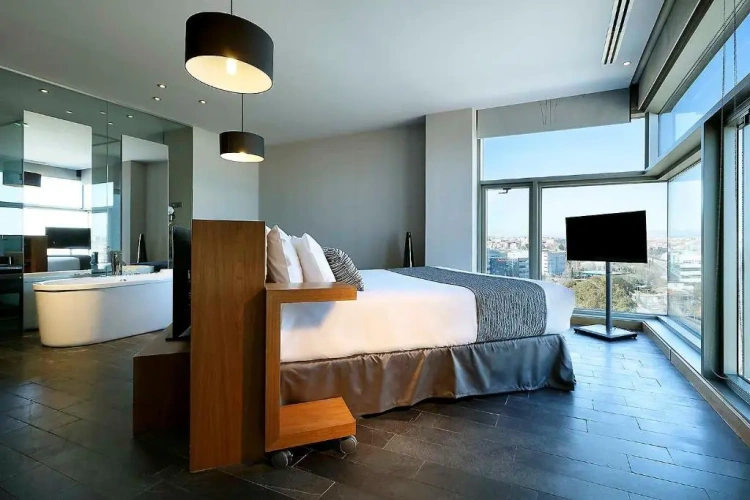Double Suite