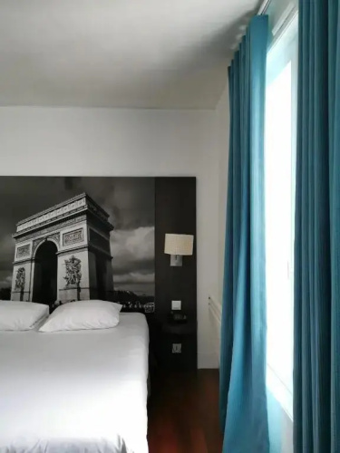 Victoria Hotel