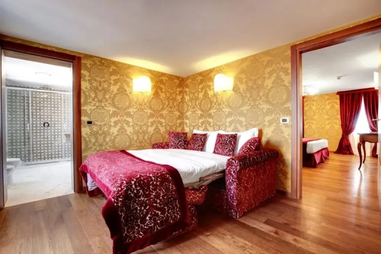 2 Bedrooms Suite