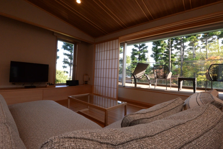 Executive Jin Western Japanese Suite