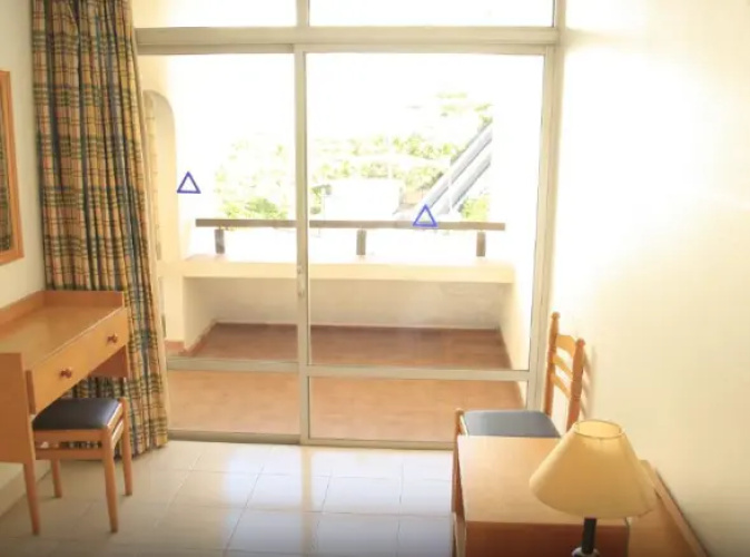 1 Bedroom Apartment with sea view