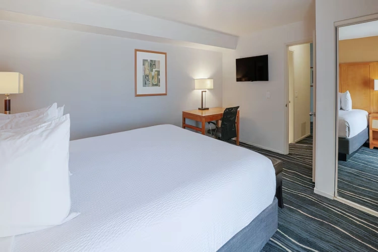 2 Bedrooms Twin Suite