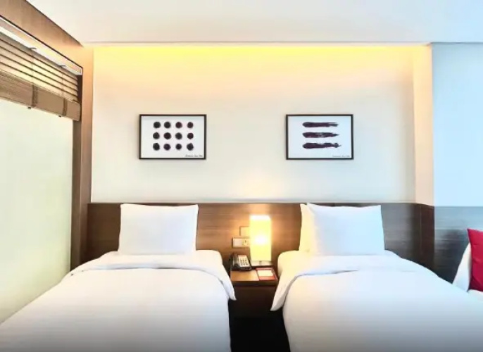 Premier Twin room