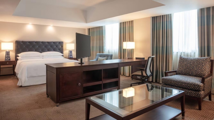 1 Bedroom Alcove Club lounge access Double Suite