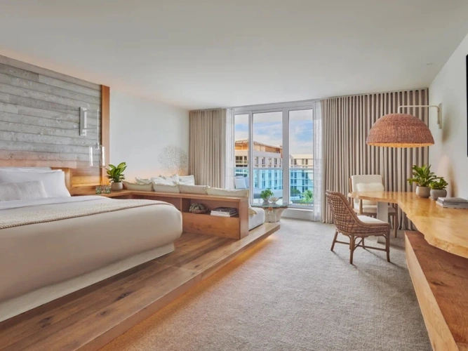 Double Junior Suite with balcony and with city view