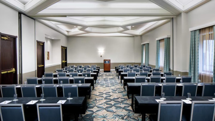 DoubleTree by Hilton Nashua photo 26