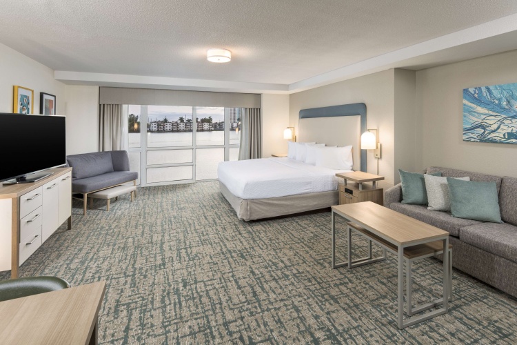 Accessible Double Suite
