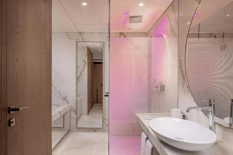Four Seasons Hotel photo 25