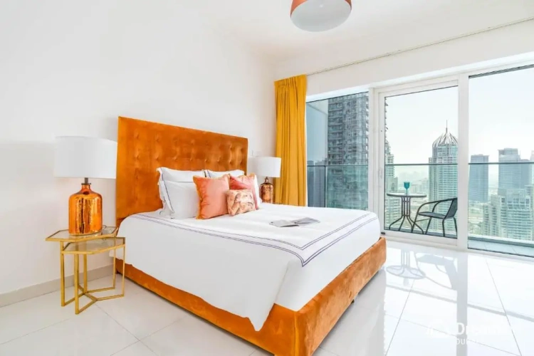 2 Bedrooms Apartment