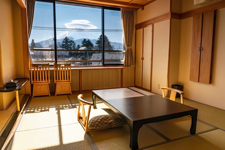 Japanese room with mountain Fuji view
