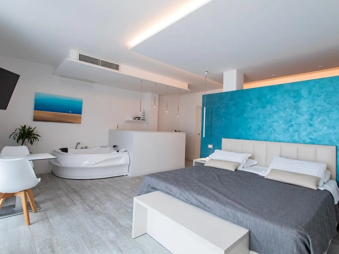 Double F-Suite