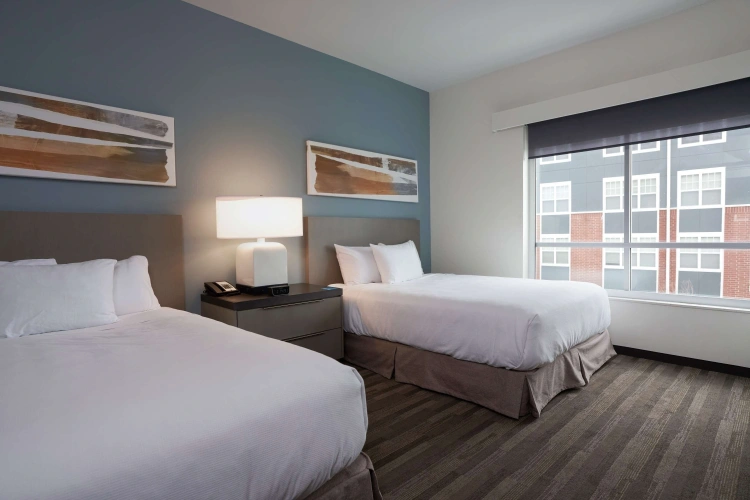 1 Bedroom Corner Twin Suite