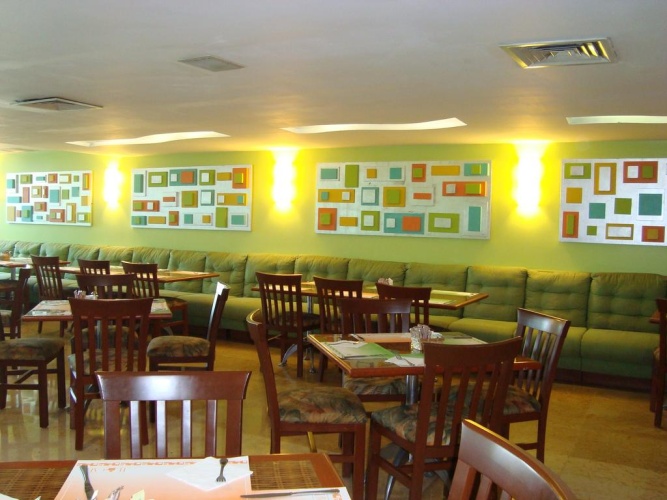 Lois Hotel photo 18