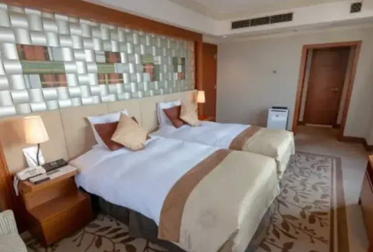 Corner Twin Suite