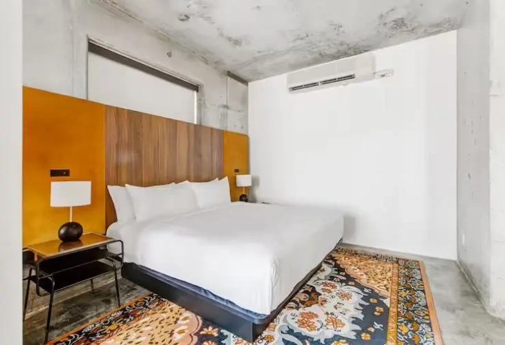 Double Accessible Suite