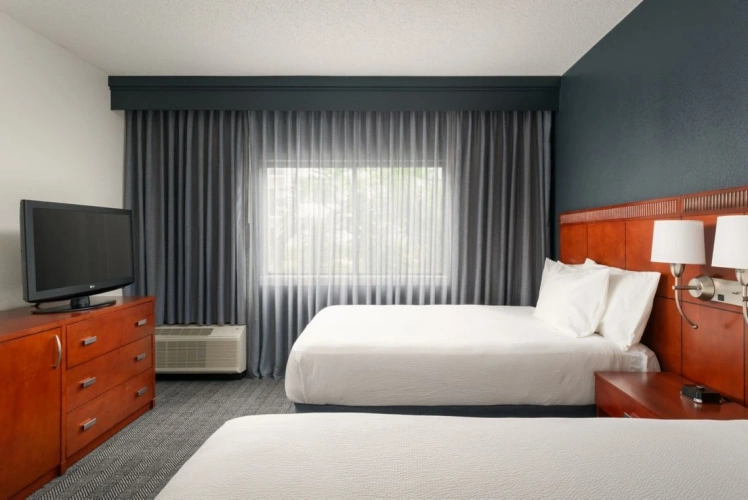 Quadruple Suite