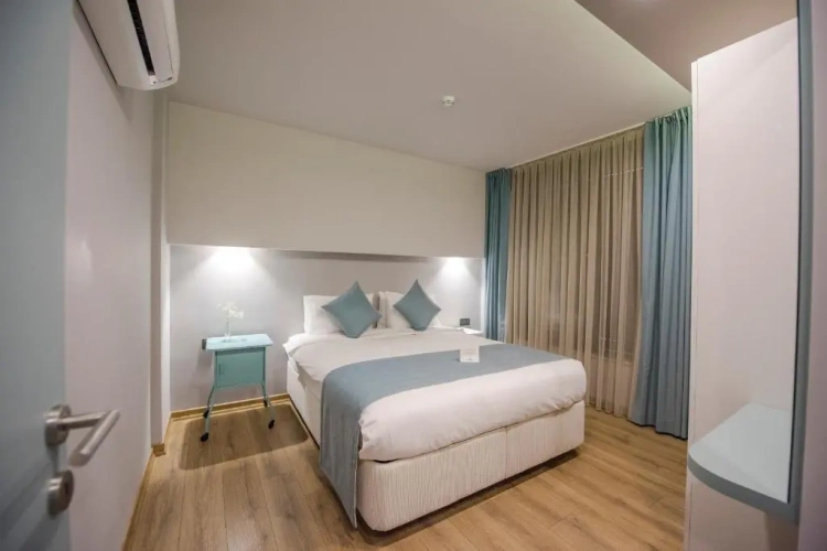 1 Bedroom Vintage Suite